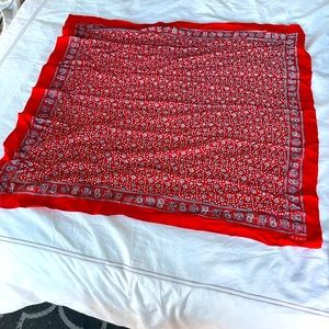 Frame scarf